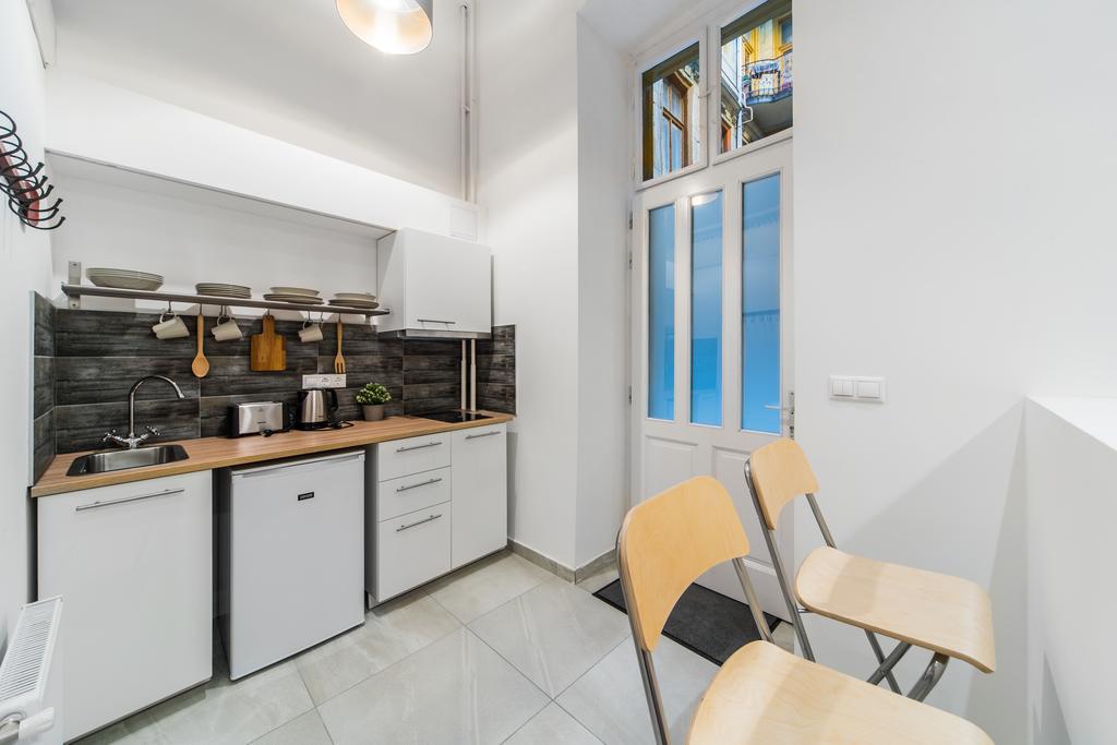 Astoria Airconed Apartments ブダペスト エクステリア 写真